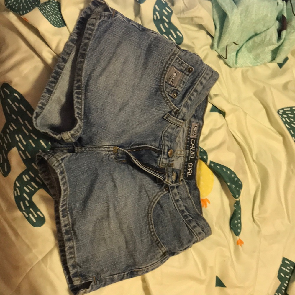 Cruel Girl shorts